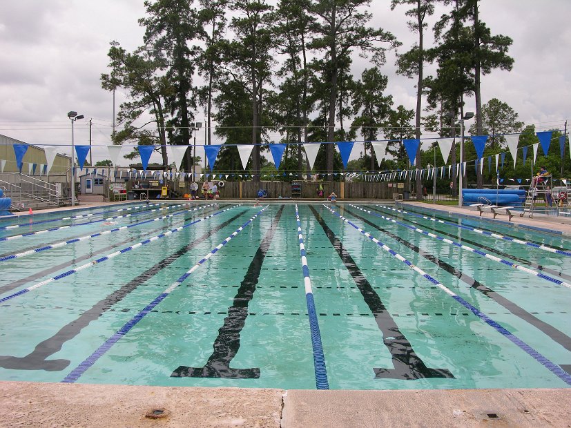 Dad's Club 50 meter olympic pool and childrens pool 1006 Voss Road (34)